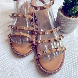 Madden Girl, Women’s Studded Gladiator Travel Sandal